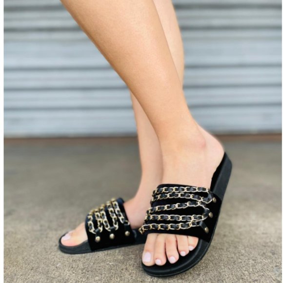 Bamboo Cozy-03 Velvet Slide Sandal in Black (91) - Picture 1 of 4